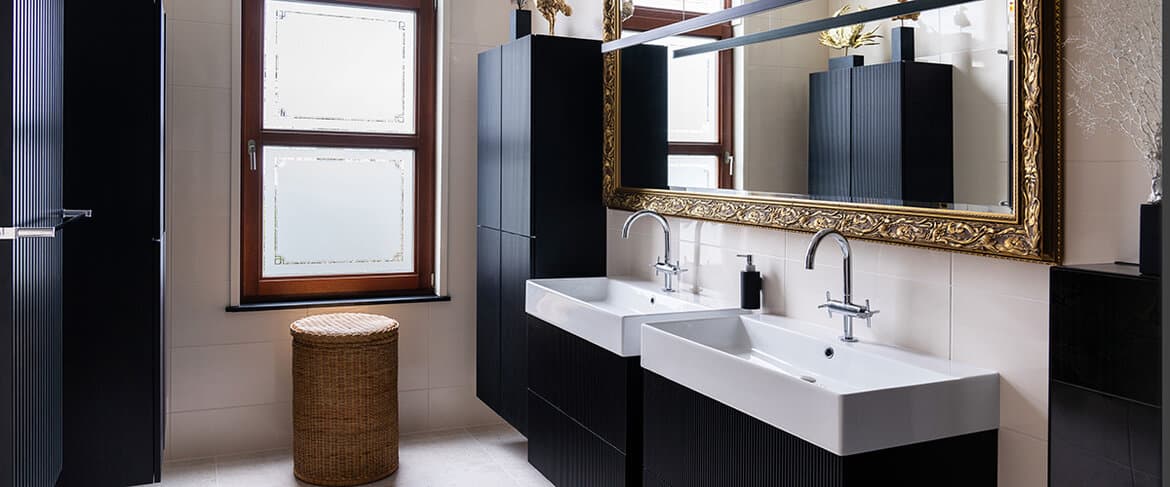 Halfhoge kast