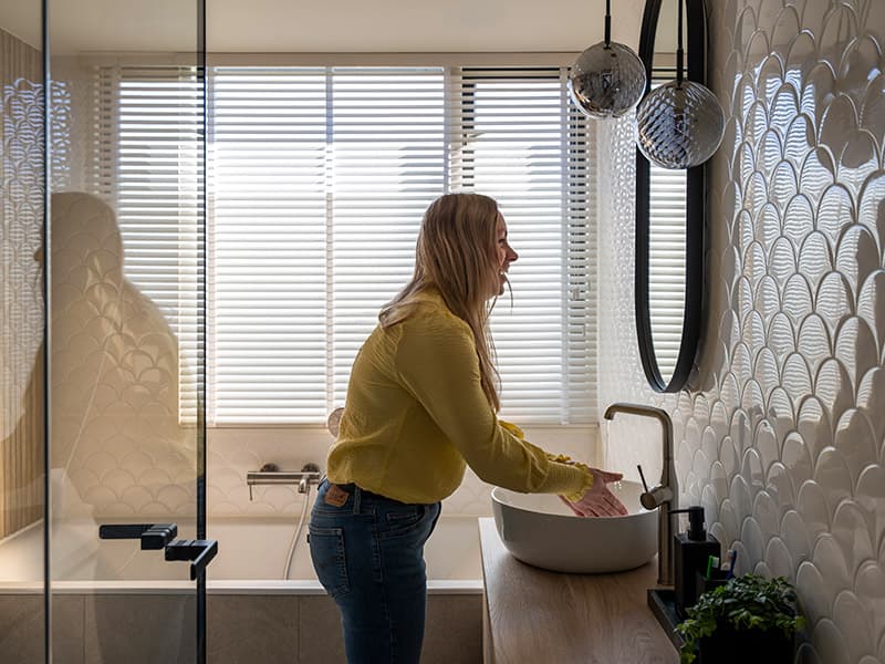 Wastafel schoonmaken