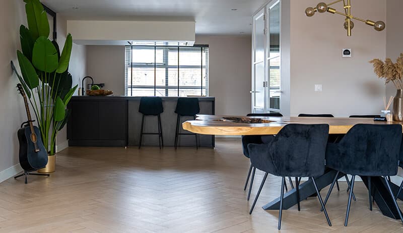 Keuken met kookeiland