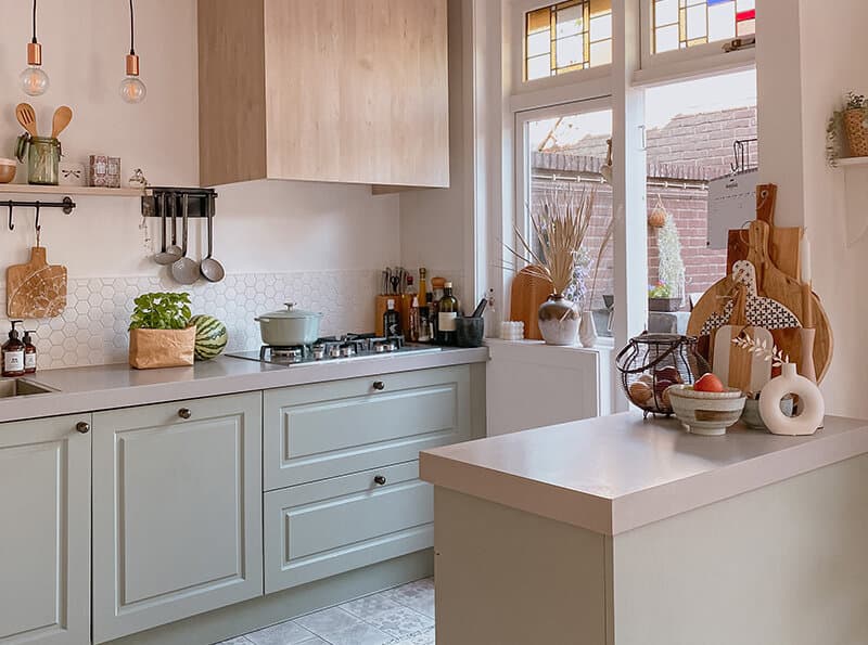 muurtje weg: lichte en open keuken