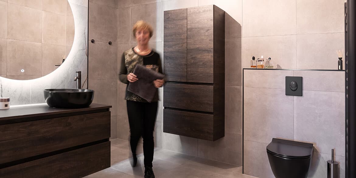 Binnenkijken in keuken en badkamer van Karin