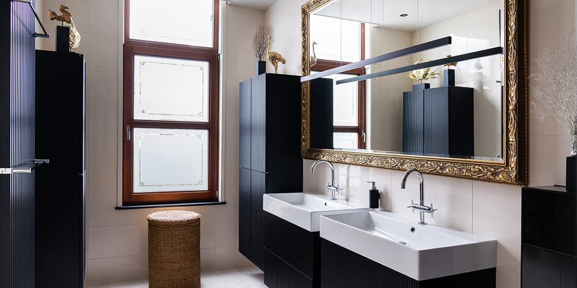 Binnenkijken bij Ron en René: ‘In vier uur tijd kochten we drie badkamers’