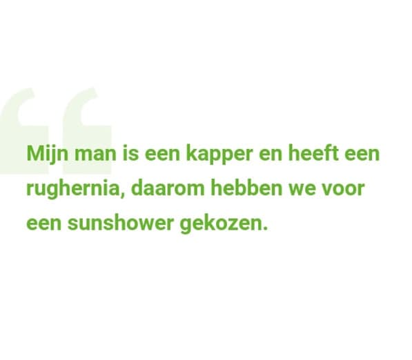 De grote-familie-badkamer van familie Dilbaz