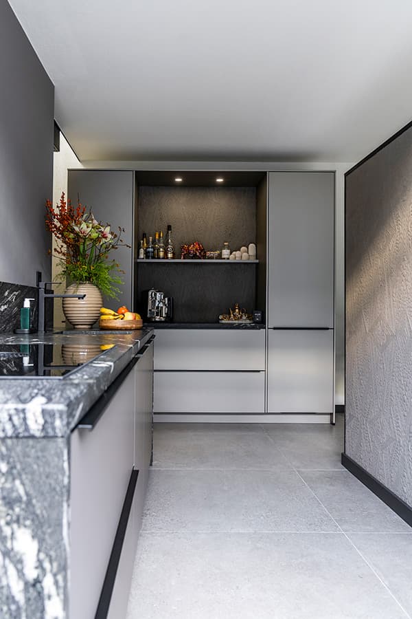 Een unieke kastenwand: de eyecatcher in jouw keuken