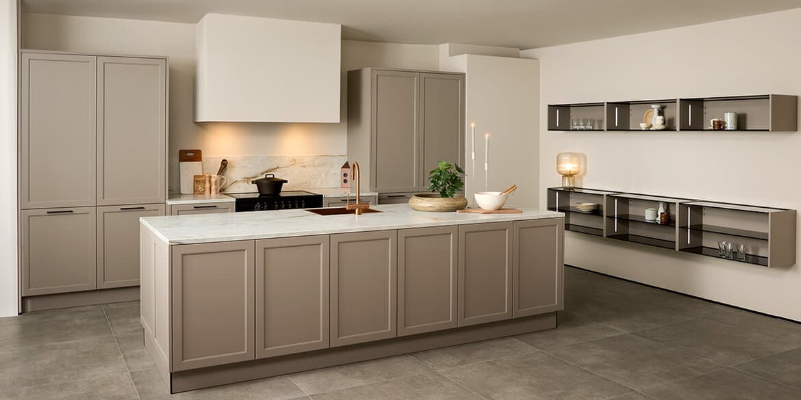 Een unieke kastenwand: de eyecatcher in jouw keuken