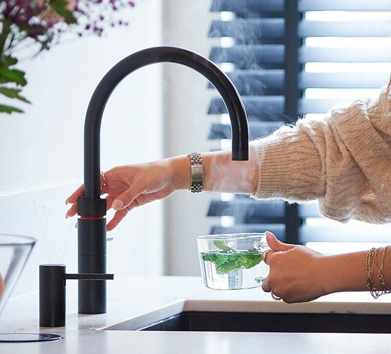 Kokend water kraan in de keuken