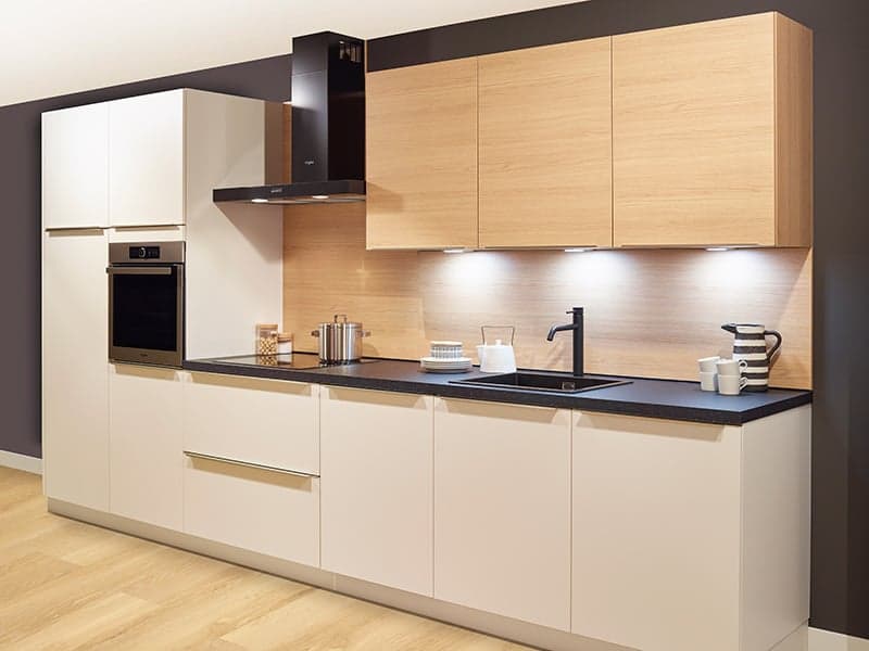 Kleine moderne keuken