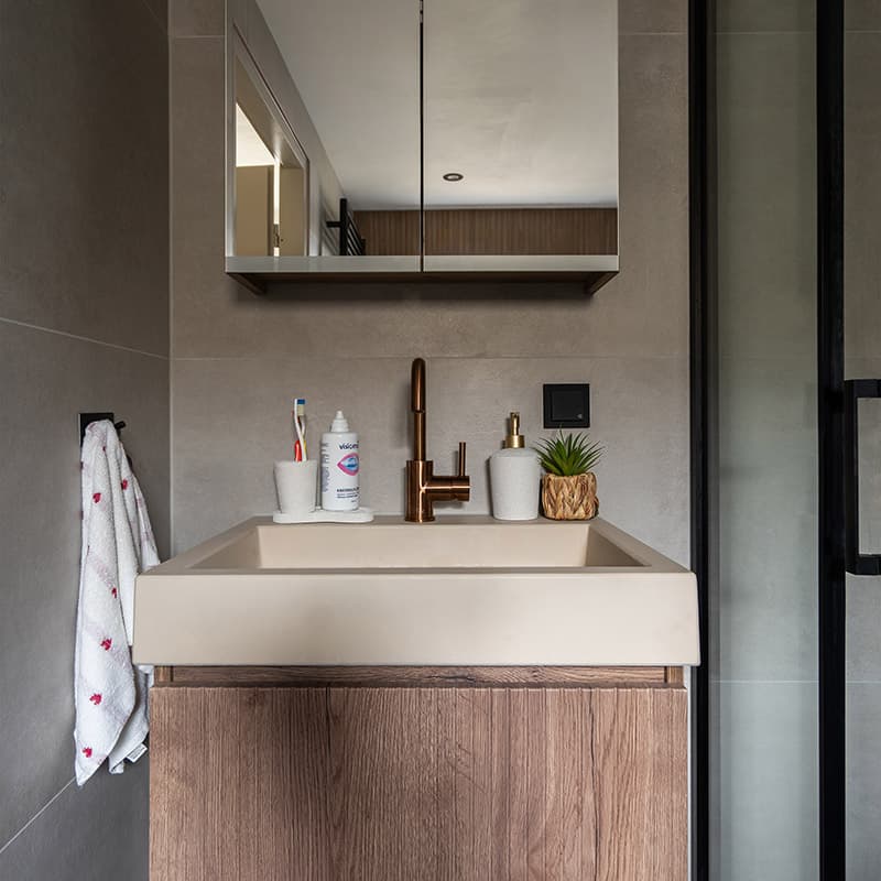 Wastafel in badkamer